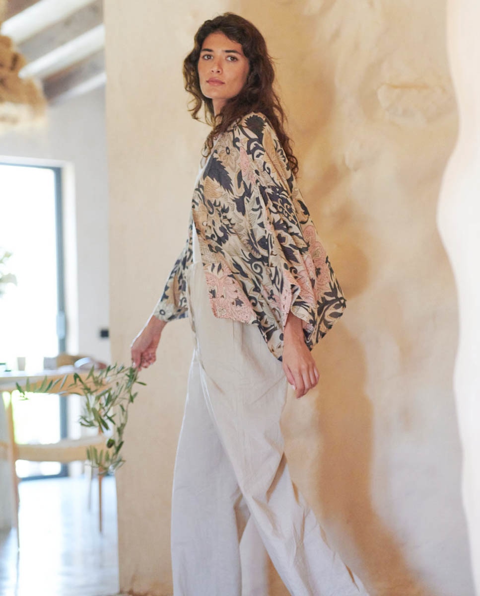 Kimono Curto Cinzento-3