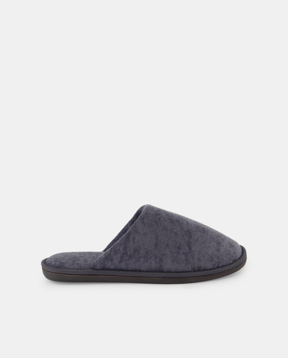 Zapatilla rizo con piso de goma Gris-1
