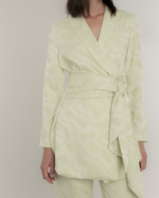 Imagen 0 de Chaqueta de mujer tipo kimono con fajín