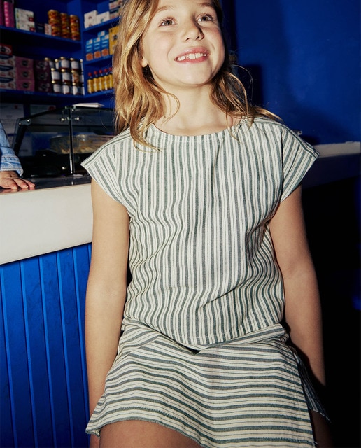 Imagem 0 de Blusa Top às Riscas