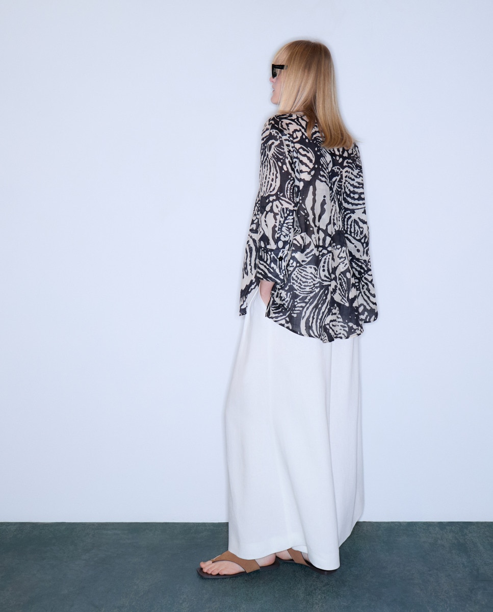 Blusa Oversize Estampada Preto-3