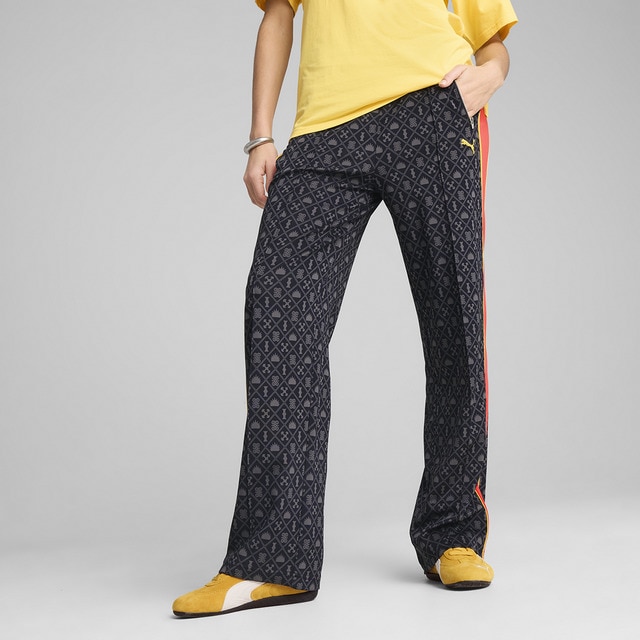 Imagen 0 de Pantalón largo de mujer ROAD TO UNITY AOP Straight Track Pants DK op Puma