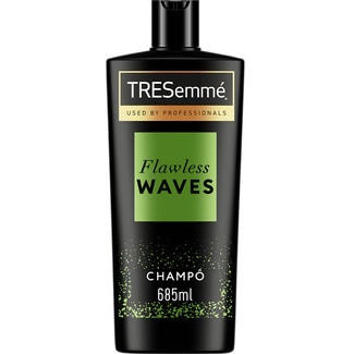 Champô Flawless Waves embalagem 685 ml - Tresemme