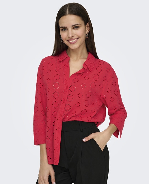 Imagem 0 de Camisa Comprida com Detalhes Perfurados
