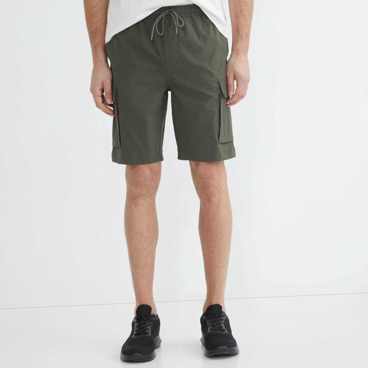 Pantalón corto senderismo hombre Kaki-2