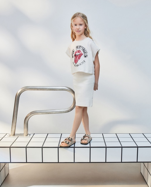 Imagen 0 de Vestido de niña de manga corta