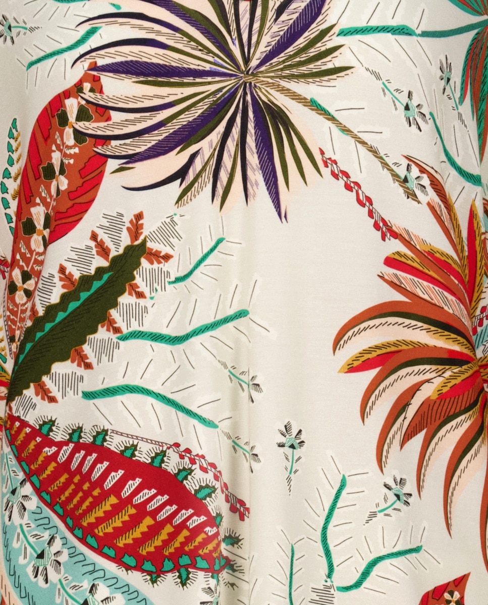 T-shirt com Manga 3/4 e Decote em Bico Multicolor-5