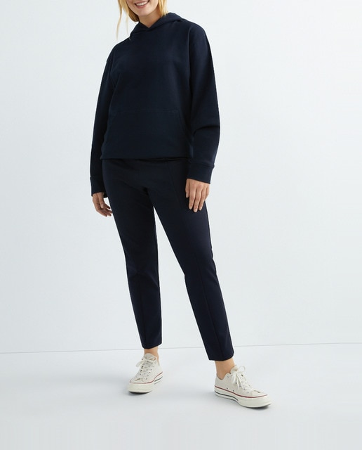 Imagen 0 de Pantalón de mujer legging entallado de cintura alta