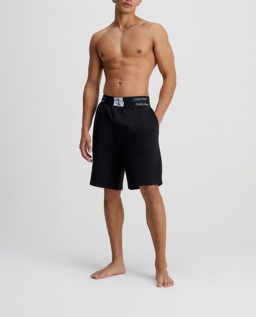 Imagen 0 de Shorts liso de hombre