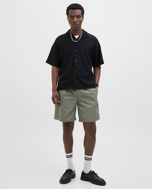Imagem 0 de Bermudas com Bolsos Laterais e Corte Relaxed