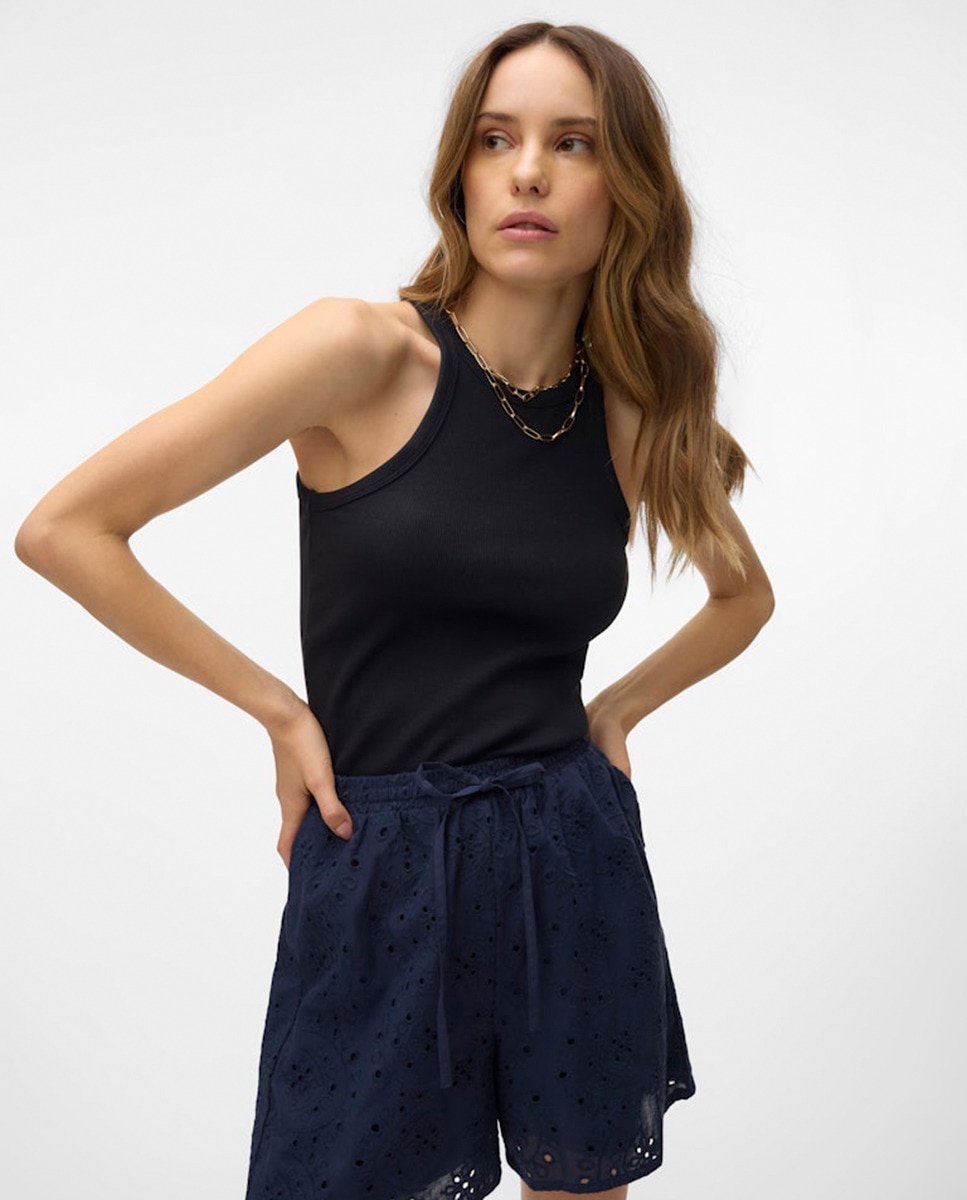 Top Básico com Gola Halter e em Algodão Preto-4