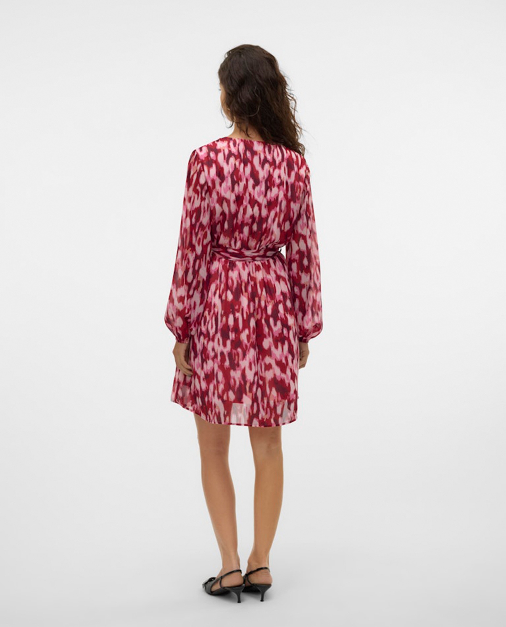 Vestido Curto em Tecido Vaporoso Fúcsia-2