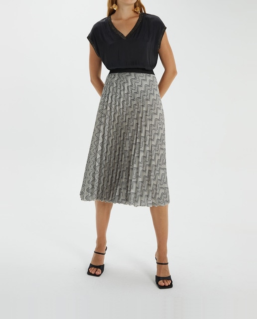 Imagen 0 de Falda midi plisada estampada cintura elástica