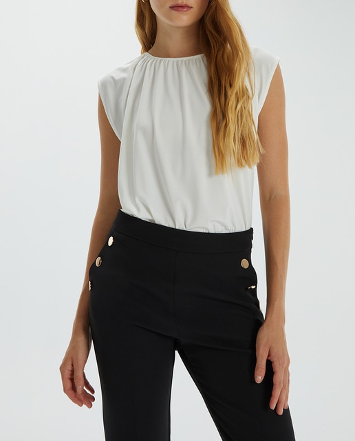 Imagen 0 de Body de mujer en punto liso escote redondo