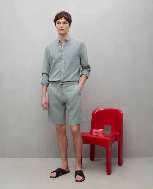 Imagem 0 de Bermudas Chino de Algodão e Linho