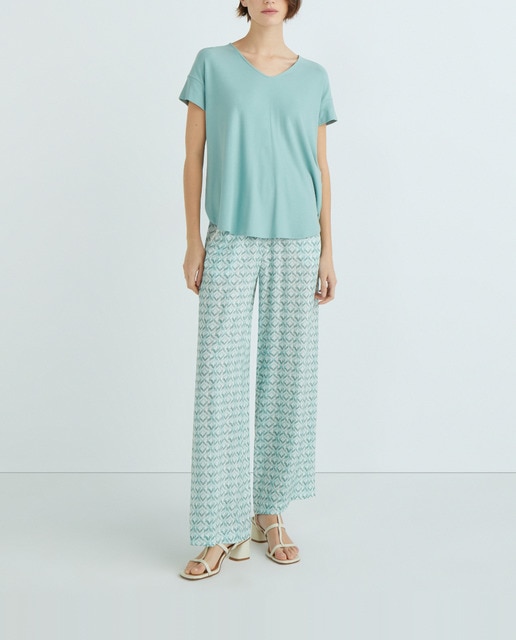 Imagen 0 de Pantalón largo ancho con bolsillos mujer