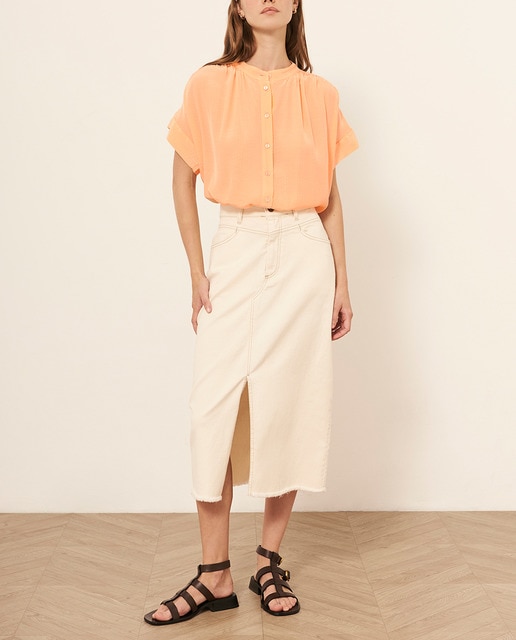 Imagen 0 de Blusa de manga corta caída en jacquard, lazada por detrás.