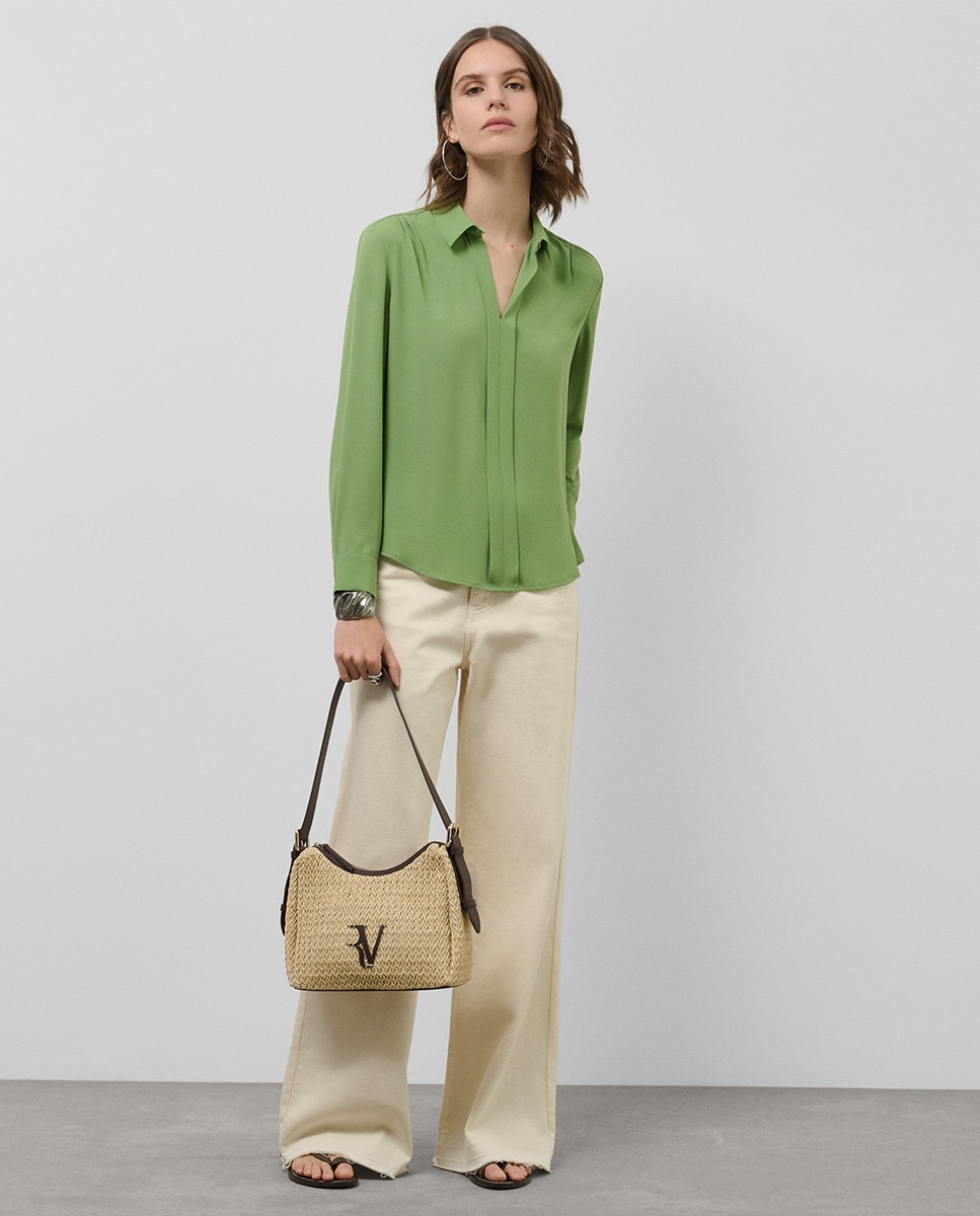 Blusa de Tecido Fluido com Prega Central Verde-5