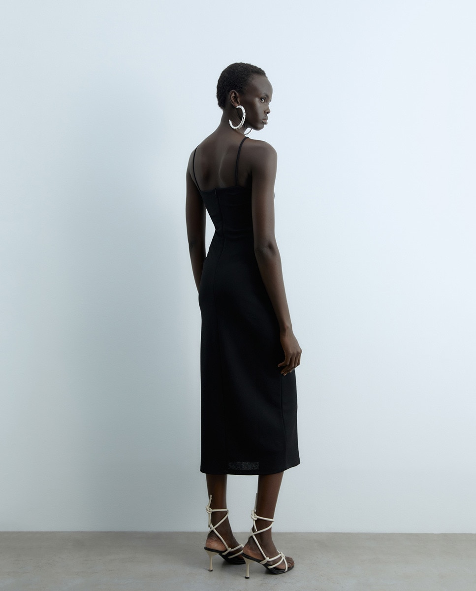 Vestido Midi Cintado Preto-5