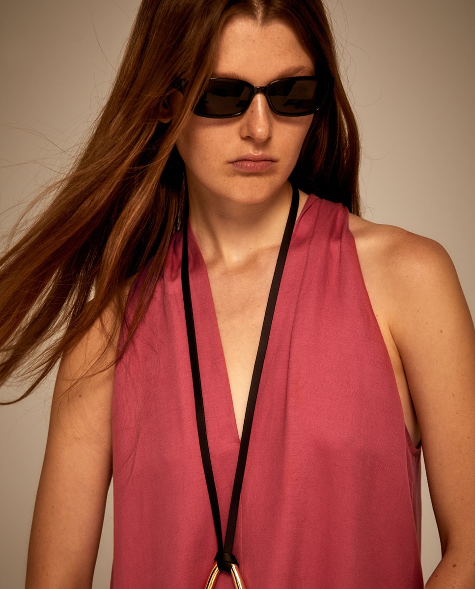 Vestido com Nó nas Costas Rosa-3