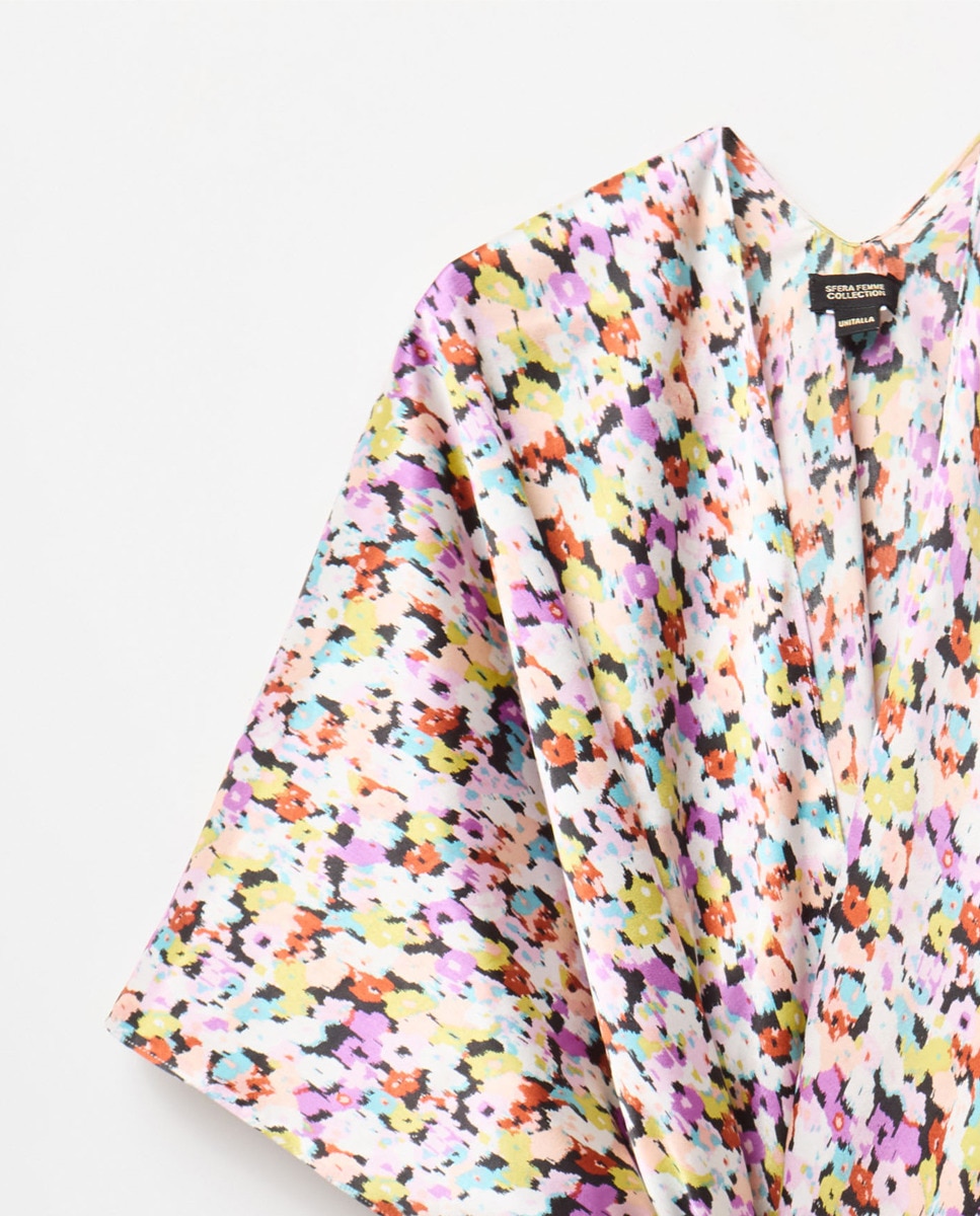 Kimono Acetinado com Cinto Multicolor-2