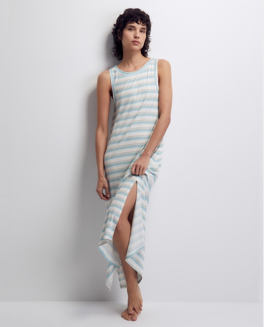 Imagem 0 de Vestido Canelado às Riscas