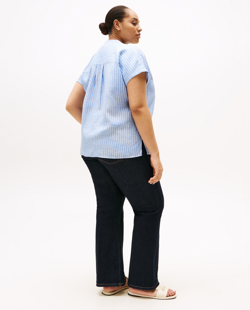 Blusa de manga curta com bolsos Azul-claro-4