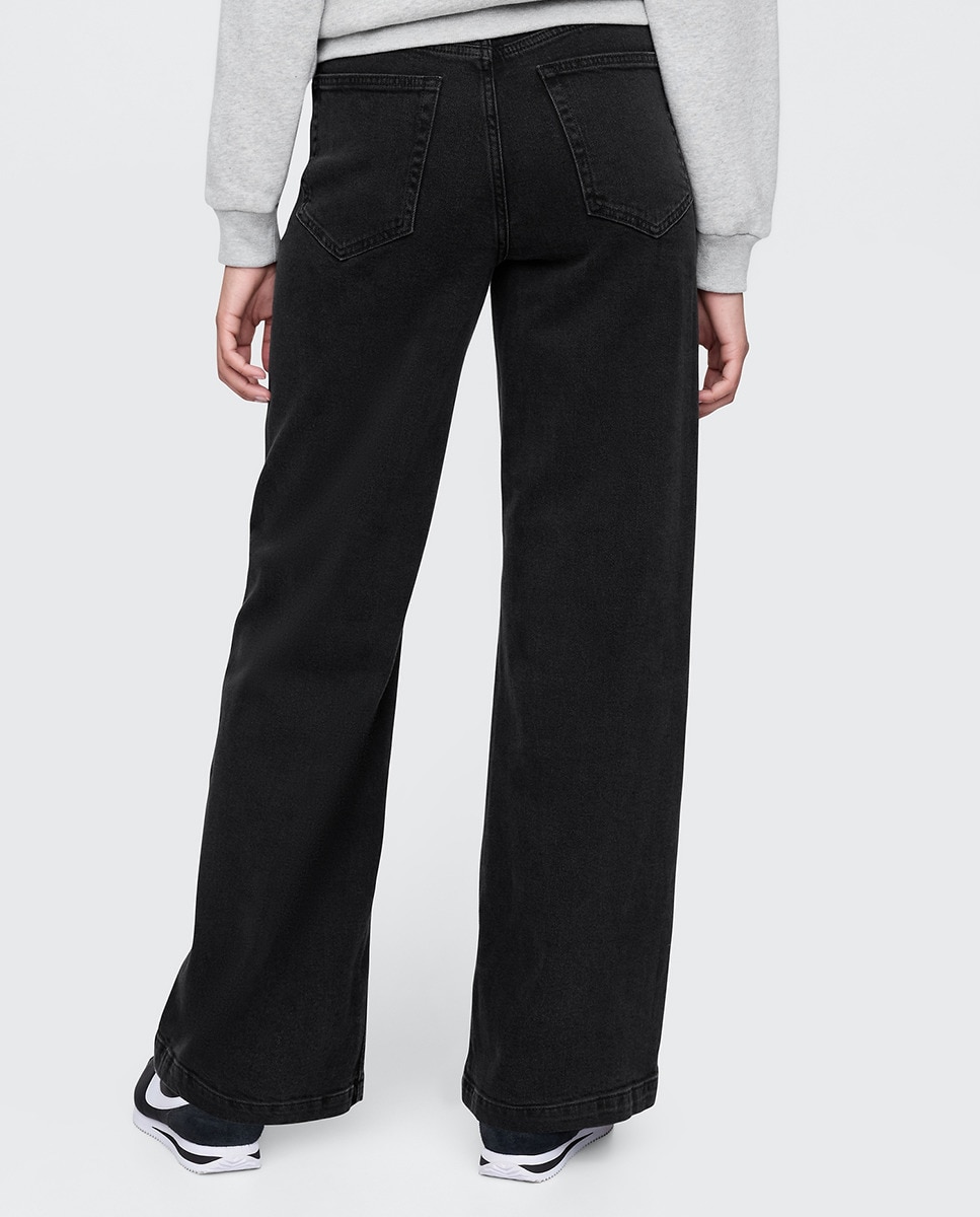 Jeans Relaxed de Perna Larga Preto-3