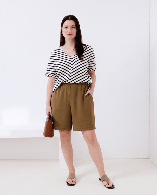 Imagen 0 de Bermuda de mujer Airflow