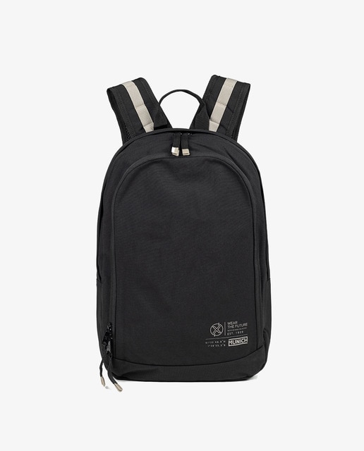 Imagen 0 de Mochila de doble compartimento fabricada con poliester reciclado y asa para trolley de hombre