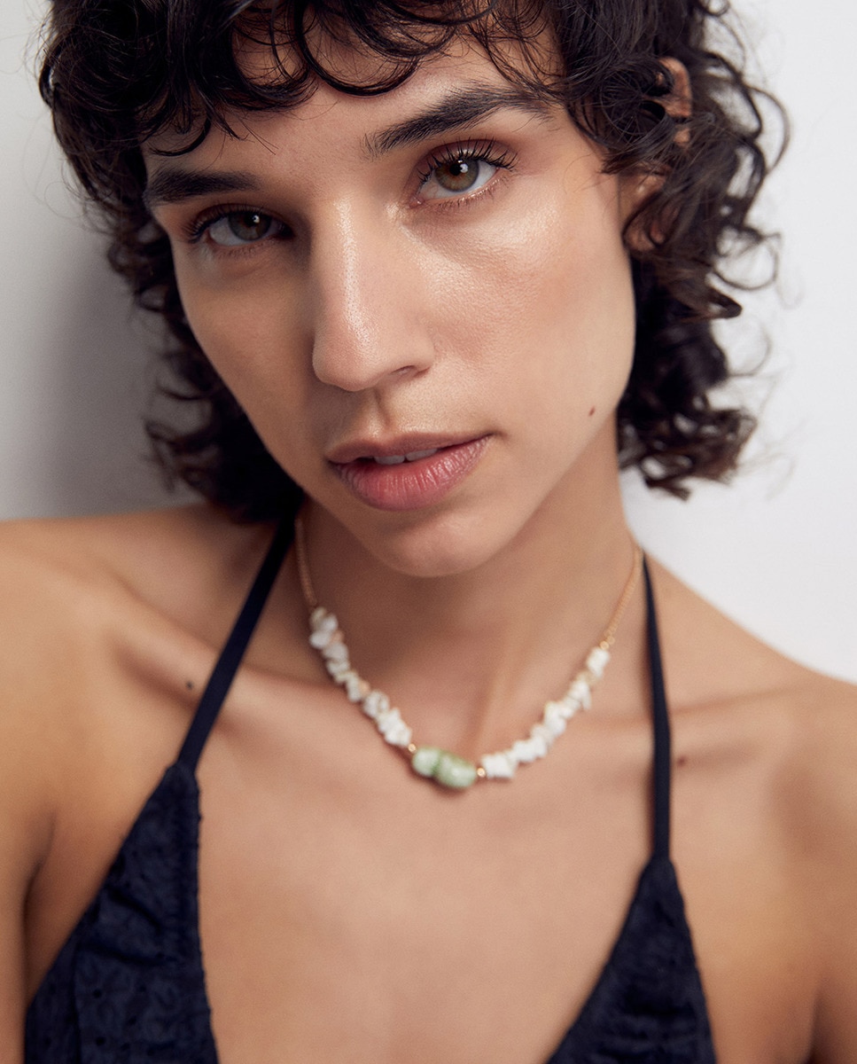 Top Triangular Preto-2