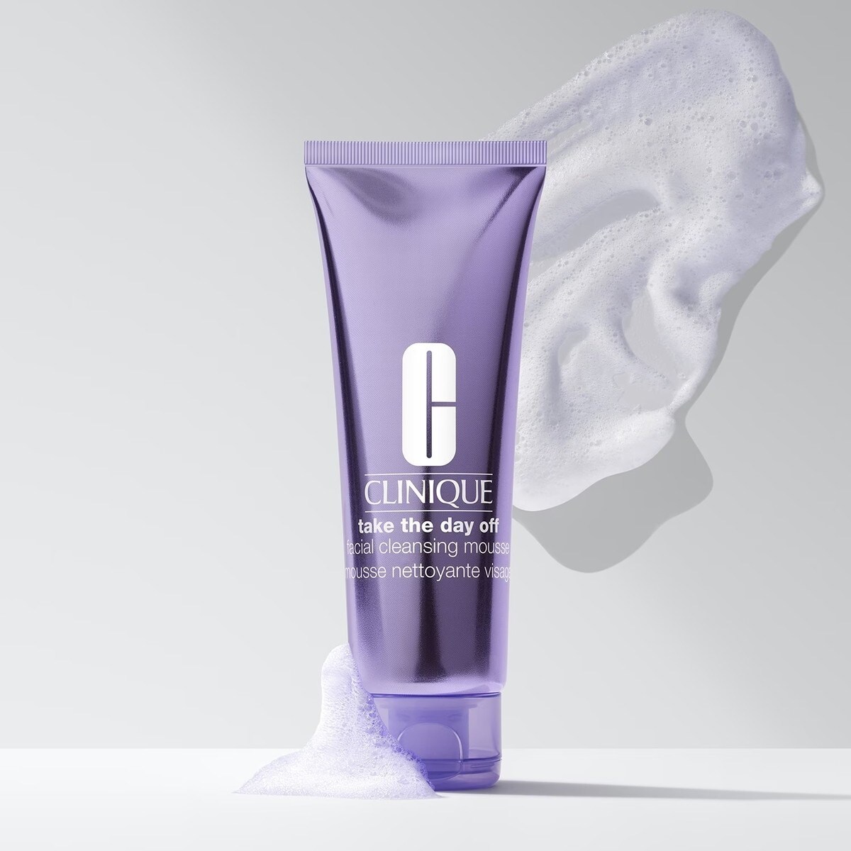 Mousse de Limpeza Facial Take the Day Off™ Facial Cleansing Mousse 3