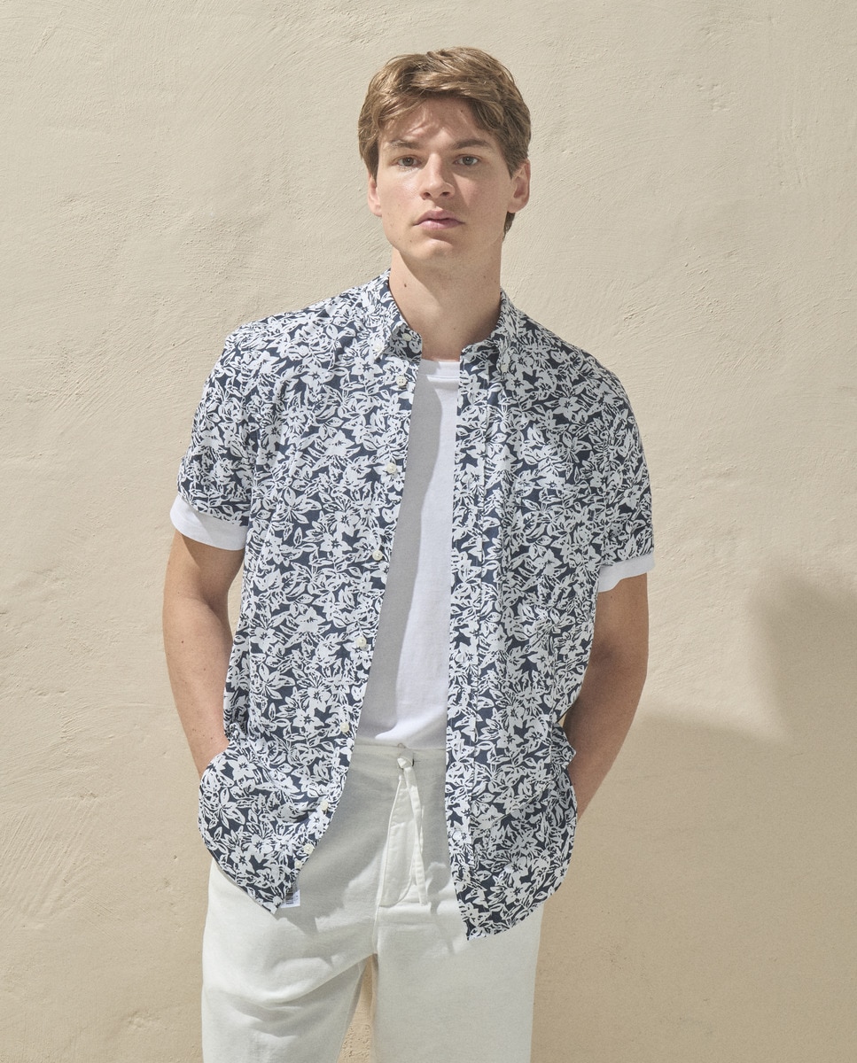 Camisa com Estampado e Manga Curta Azul-marinho-1