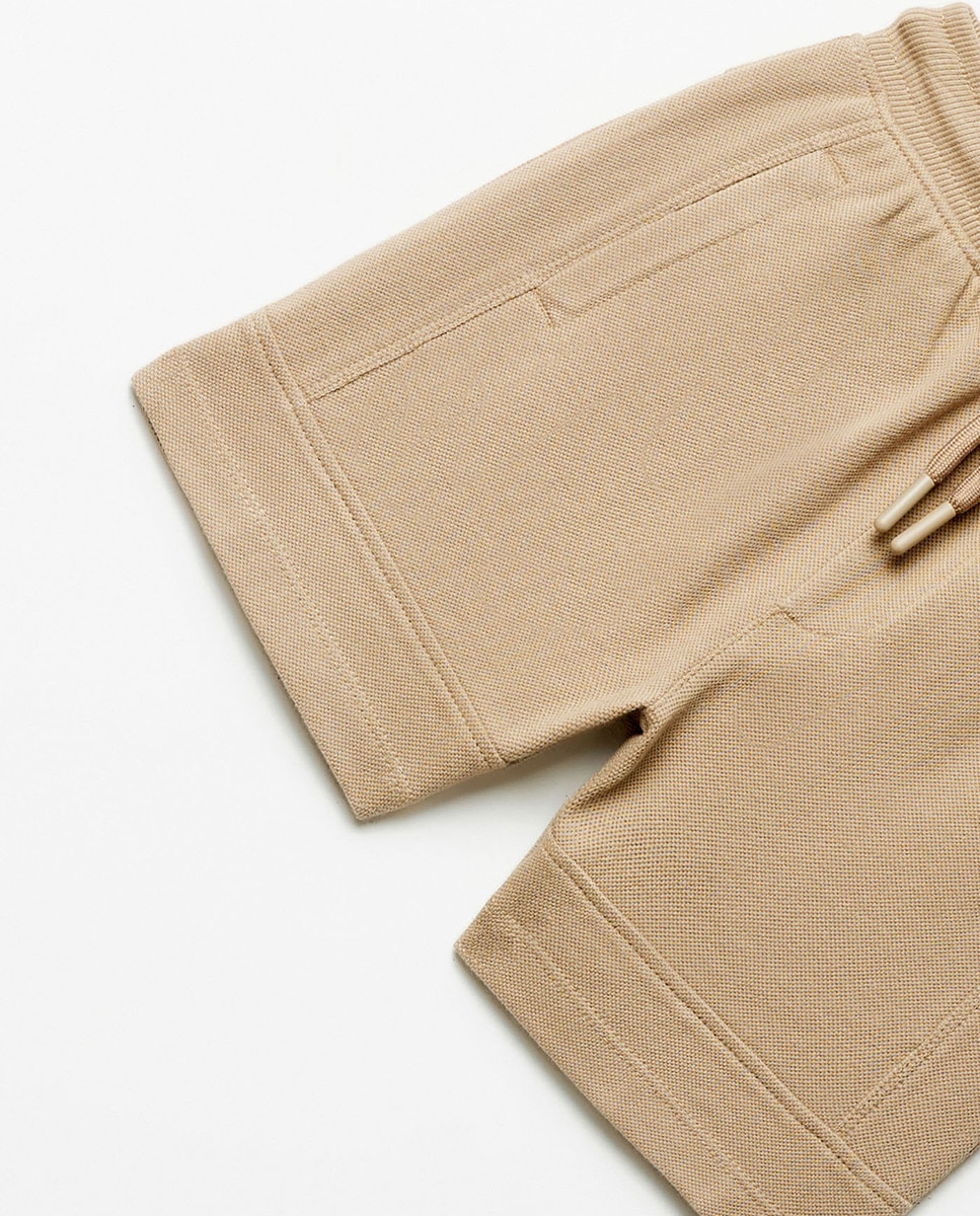 Bermudas Básicas de Piqué Castanho-3