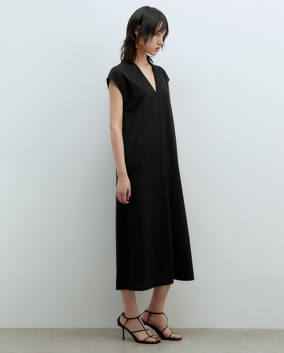 Vestido Básico Preto-3