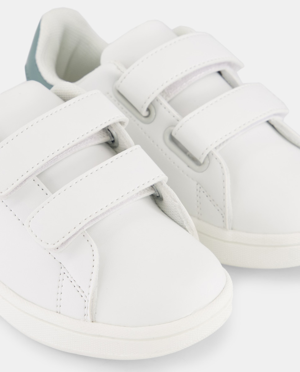 Deportivo bebés velcro detalle trasero color Verde-5