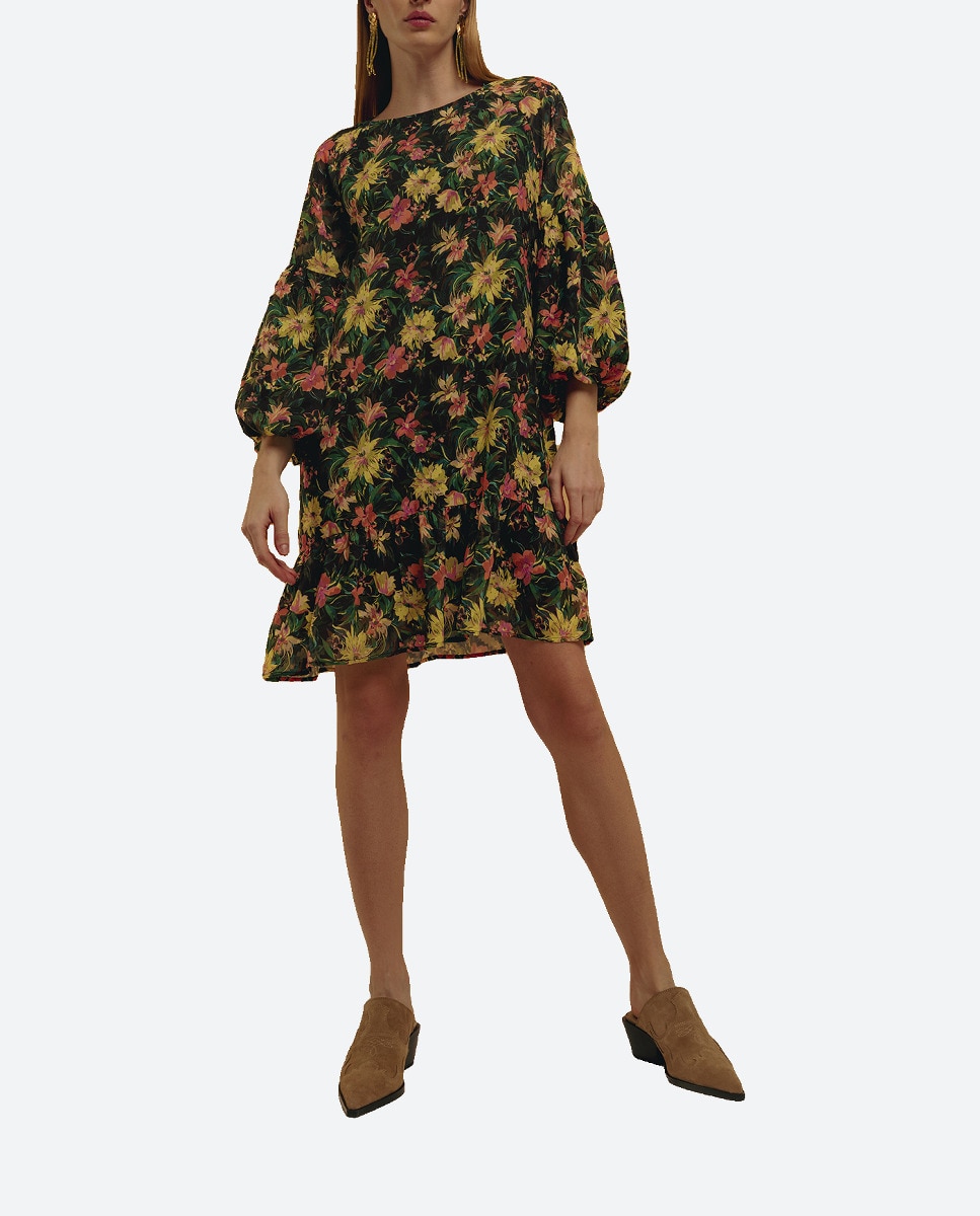 Imagen 0 de Vestido corto con volante y manga abullonada