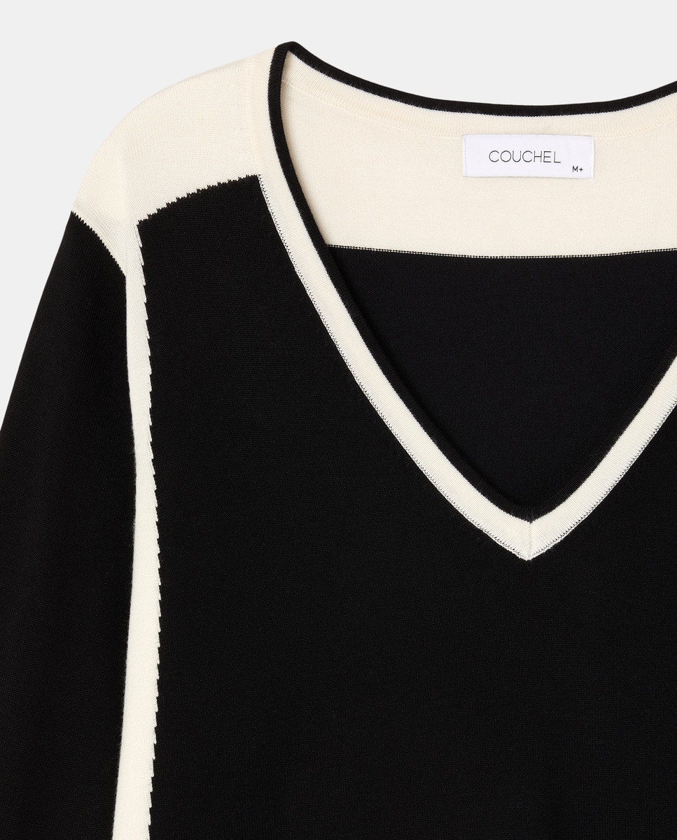 Camisola de Malha de Manga Comprida com Decote em Bico Preto-2