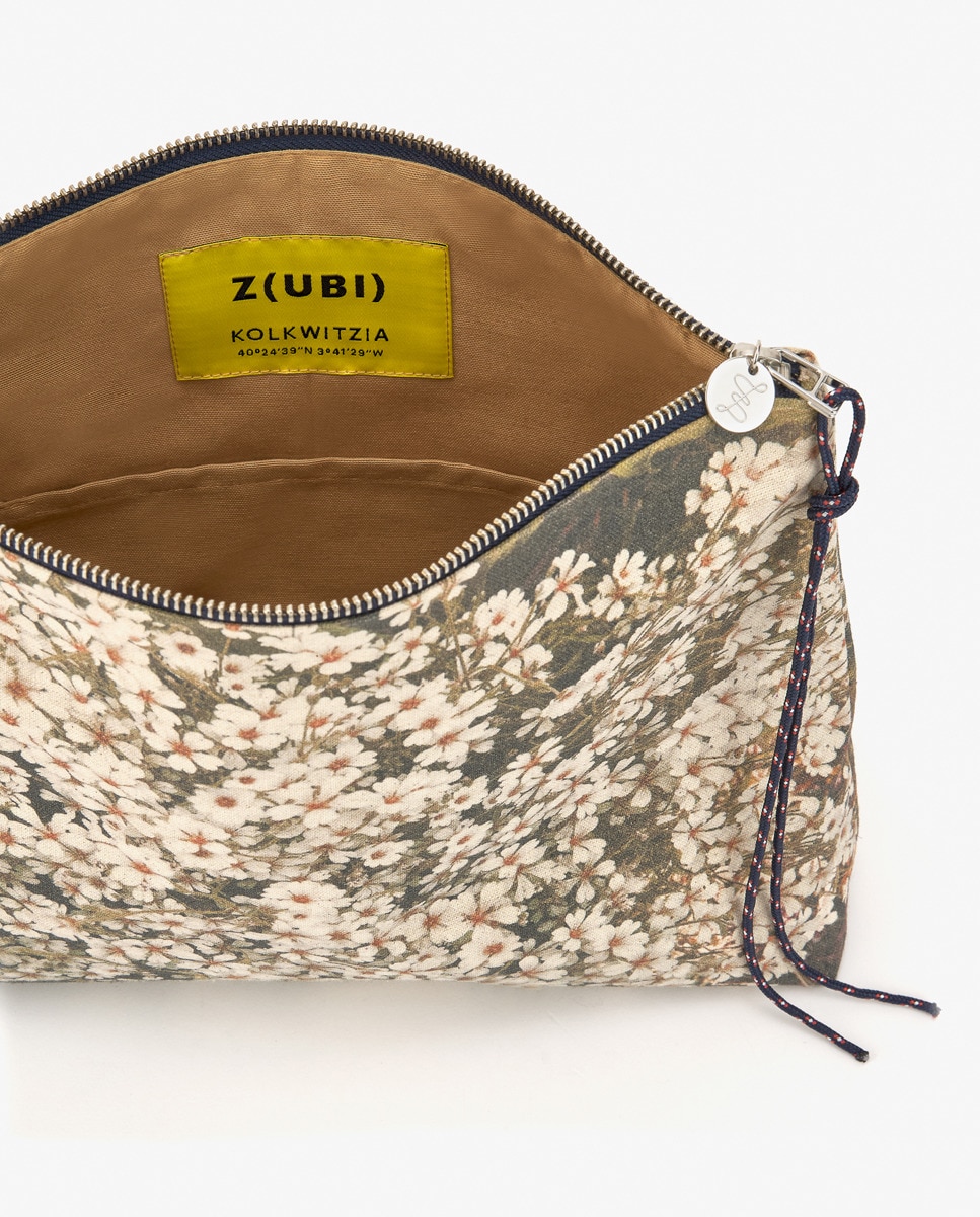 Mala Pouch Kolkwitzia com Estampado, Fecho de Correr e em Algodão - Multicolor Multicolor-2