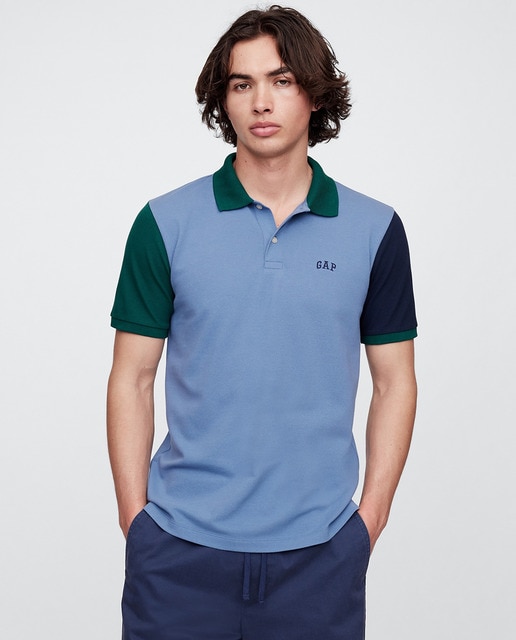 Imagen 0 de Polo de hombre color block con detalle de logo