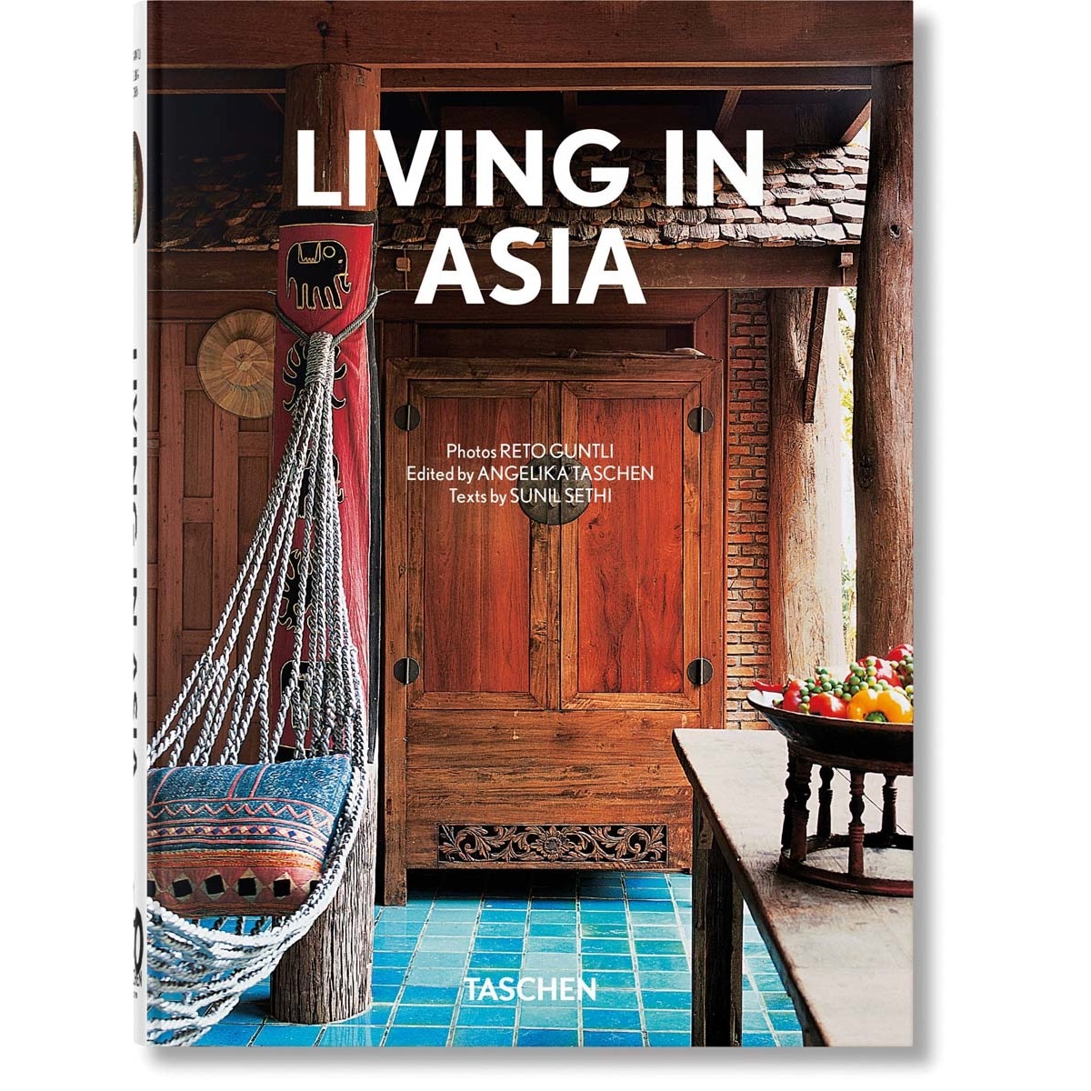 Living in Asia. 40th Ed. (Capa dura) 1