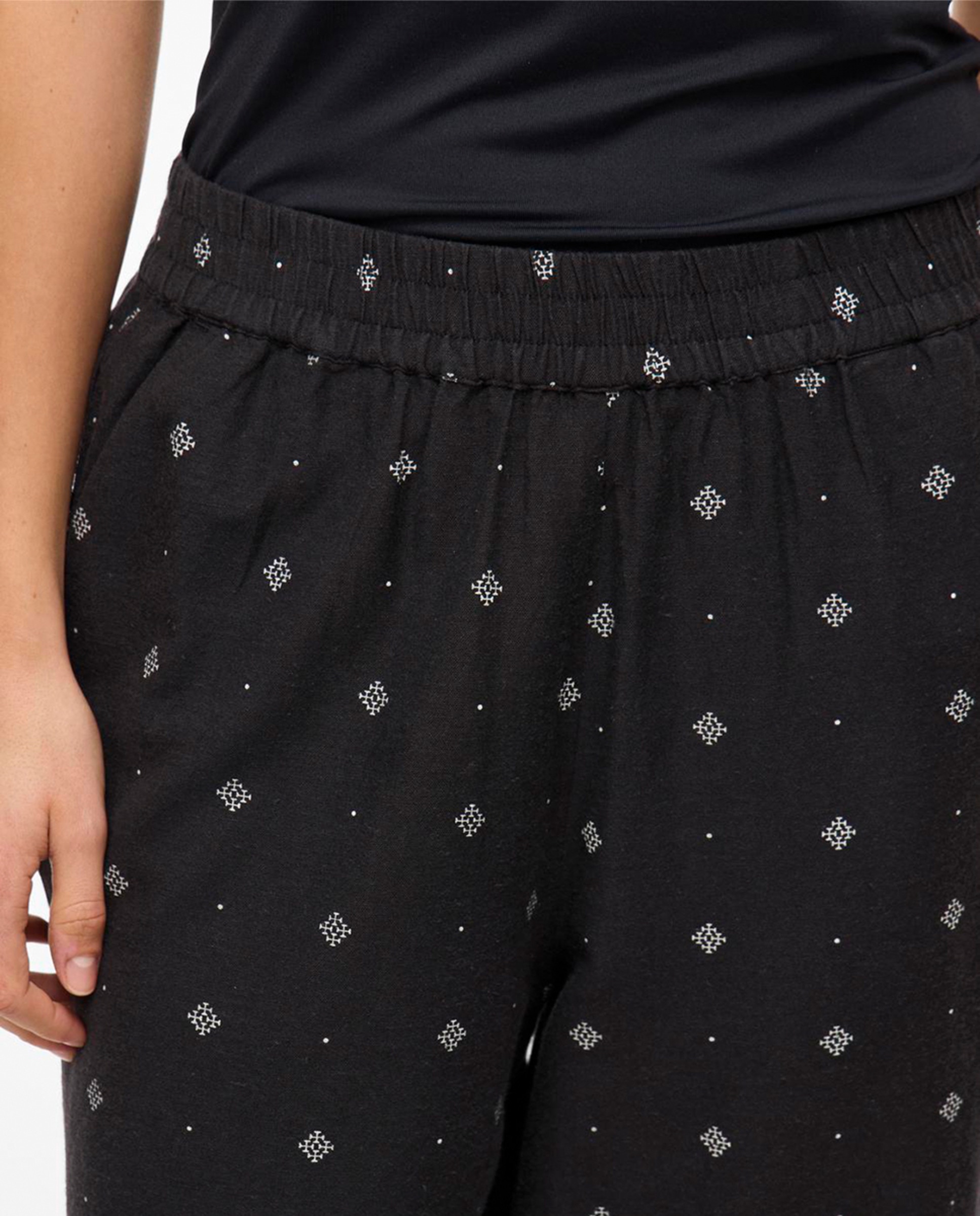 Calças Tipo Culotte Preto-5