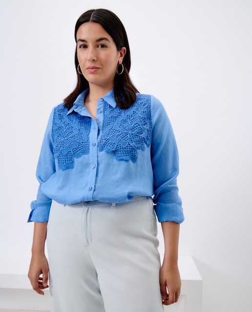 Imagen 0 de Camisa de mujer manga larga y patch