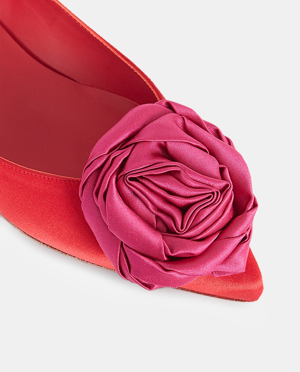 Sabrinas Bloom de Cetim com Flor Vermelho-3