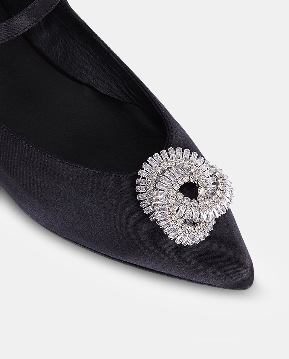 Sapatos de Presilha Knot de Cetim com Adorno de Cristais Preto-5