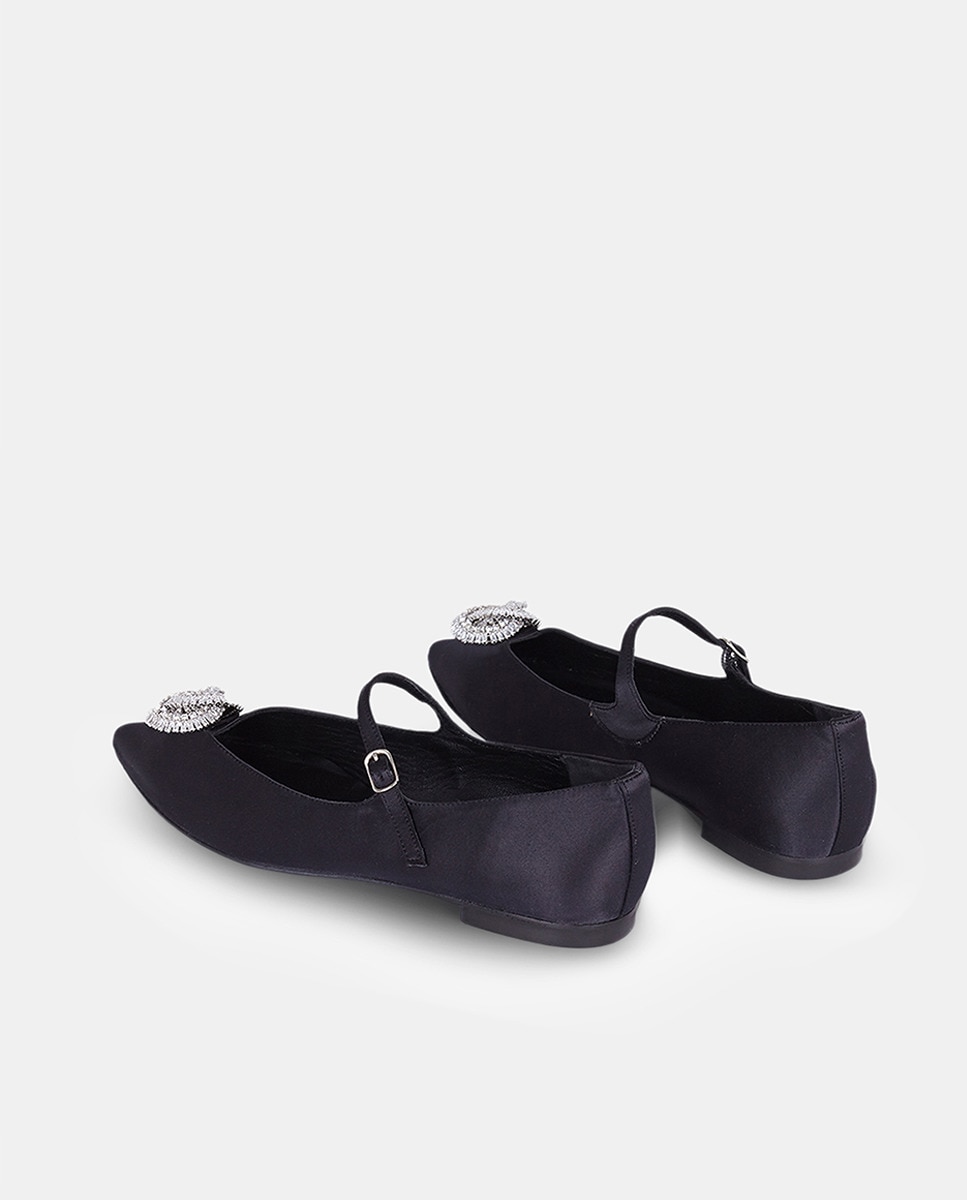 Sapatos de Presilha Knot de Cetim com Adorno de Cristais Preto-4