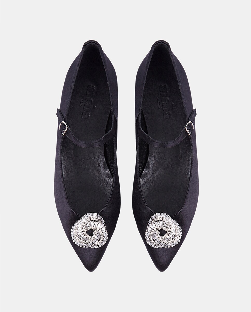 Sapatos de Presilha Knot de Cetim com Adorno de Cristais Preto-3