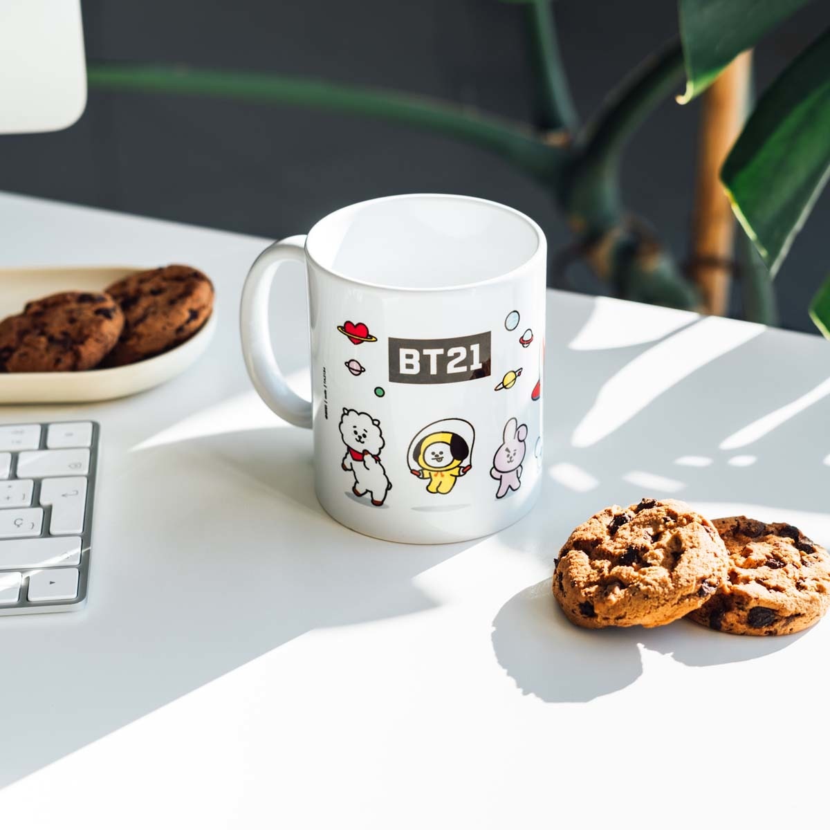 Caneca BT21 - Universtar Erik branco 7