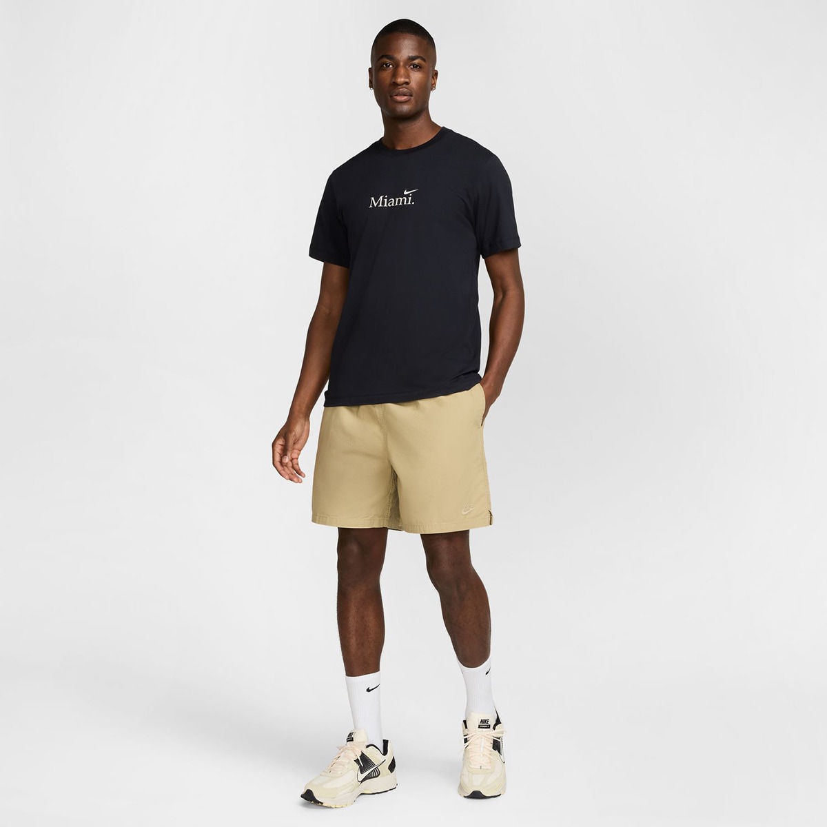 Calções de homem Club Nike Bege-7