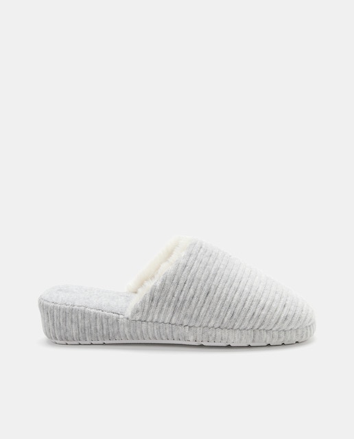 Imagen 0 de Zapatilla de de mujer cuña